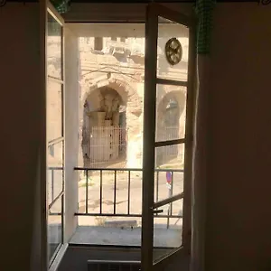 Face Aux Arenes , Arles France